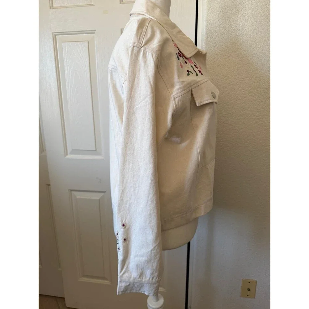 Dolan Jacket Women's XL Cream Embroidered Floral Denim Button Front Boho Rodeo